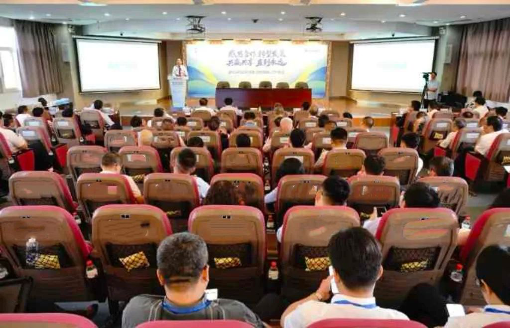 大禹電氣受邀參加陜鼓集團2025供給側(cè)戰(zhàn)略合作峰會——感恩合作、轉(zhuǎn)型發(fā)展、共贏共享、直到永遠
